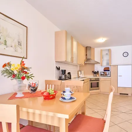 57 2, Lindenweg 1 B Апартаменты Karlshagen