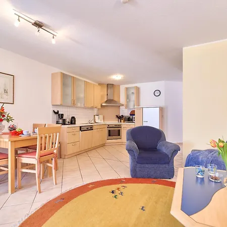 57 2, Lindenweg 1 B * Karlshagen